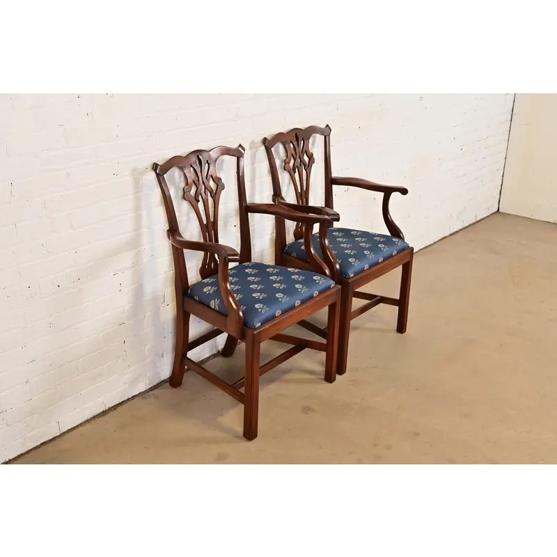 Baker Furniture Style Georgian Carved Mahogany Armchairs, Pair - Image 4