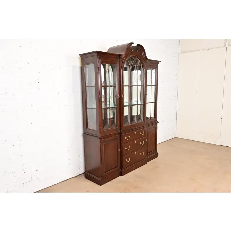 Ethan Allen Georgian Solid Cherry Wood Breakfront Bookcase Cabinet - Image 4