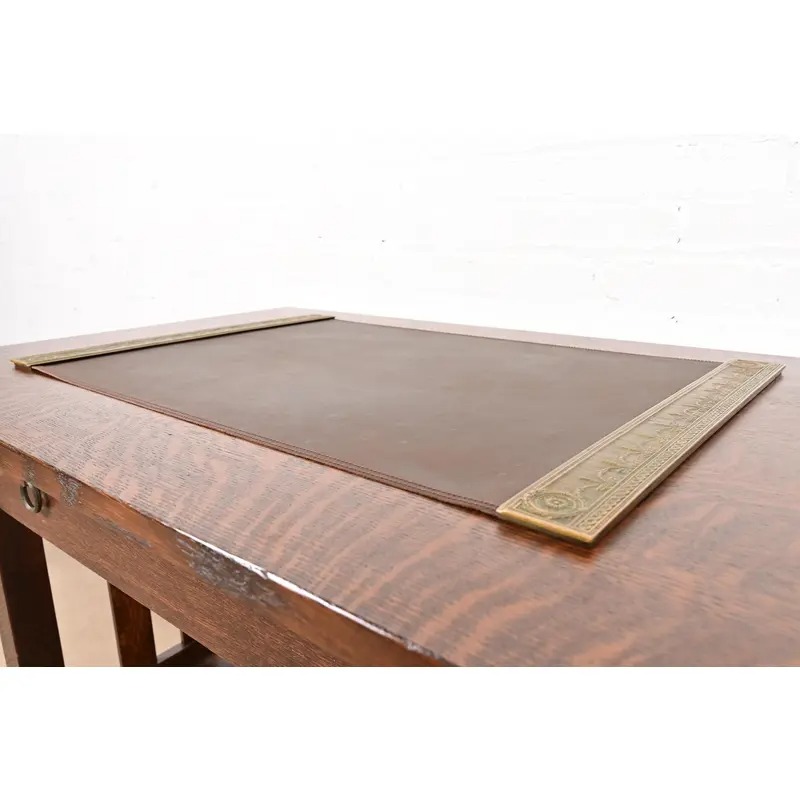 Tiffany Studios New York "Adam" Pattern Bronze Doré Blotter Ends With Leather Desk Blotter - Image 4