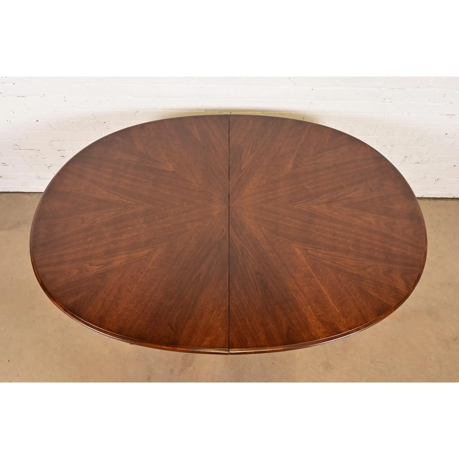 Henredon French Regency Louis XVI Walnut Extension Dining Table, Newly Refinished - Image 8