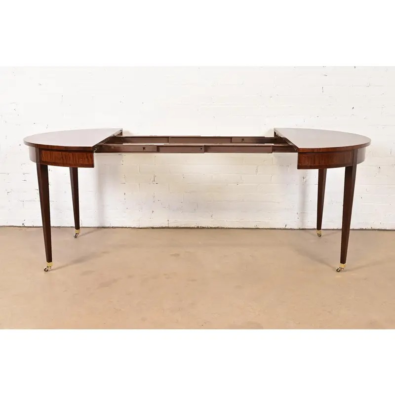 Henredon Federal Banded Mahogany Extension Dining Table, Newly Refinished - Image 7