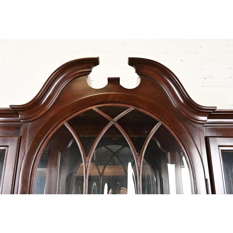 Ethan Allen Georgian Solid Cherry Wood Breakfront Bookcase Cabinet - Image 8