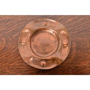 Gustav Stickley Signed Hammered Copper Ashtray or Catchall, Circa 1910