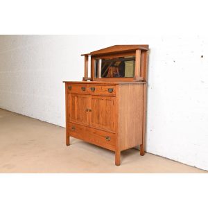 Stickley Brothers Style Antique Mission Oak Arts & Crafts Sideboard or Bar Cabinet, Circa 1900