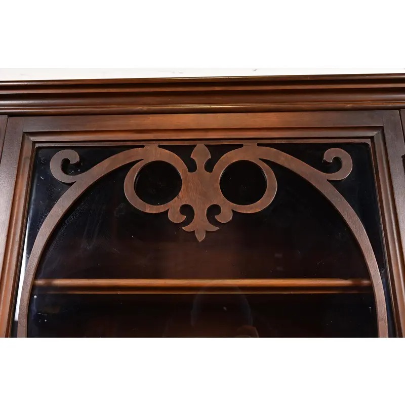 Antique French Renaissance Revival Carved Oak Breakfront Bookcase or Bar Cabinet, Circa 1880s - Image 11