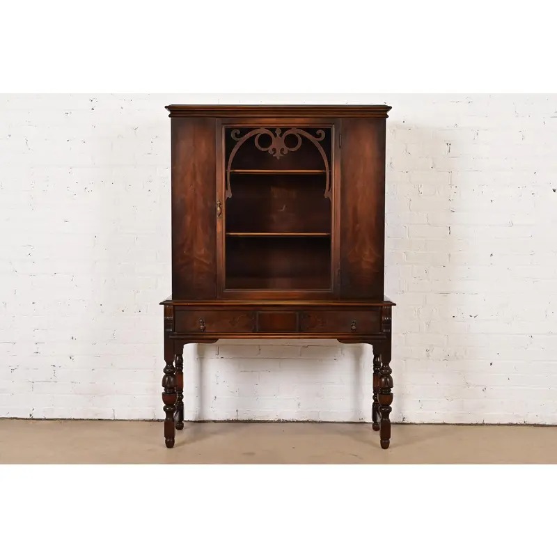 Antique French Renaissance Revival Carved Oak Breakfront Bookcase or Bar Cabinet, Circa 1880s