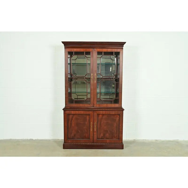 Henkel Harris Georgian Carved Flame Mahogany Lighted Breakfront Bookcase Cabinet - Image 2