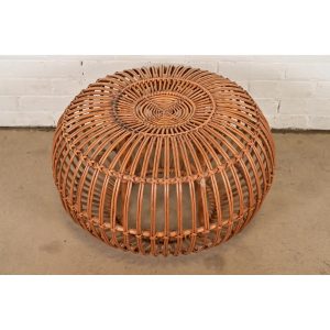 Franco Albini Mid-Century Organic Modern Italian Rattan Pouf Ottoman, 1950s
