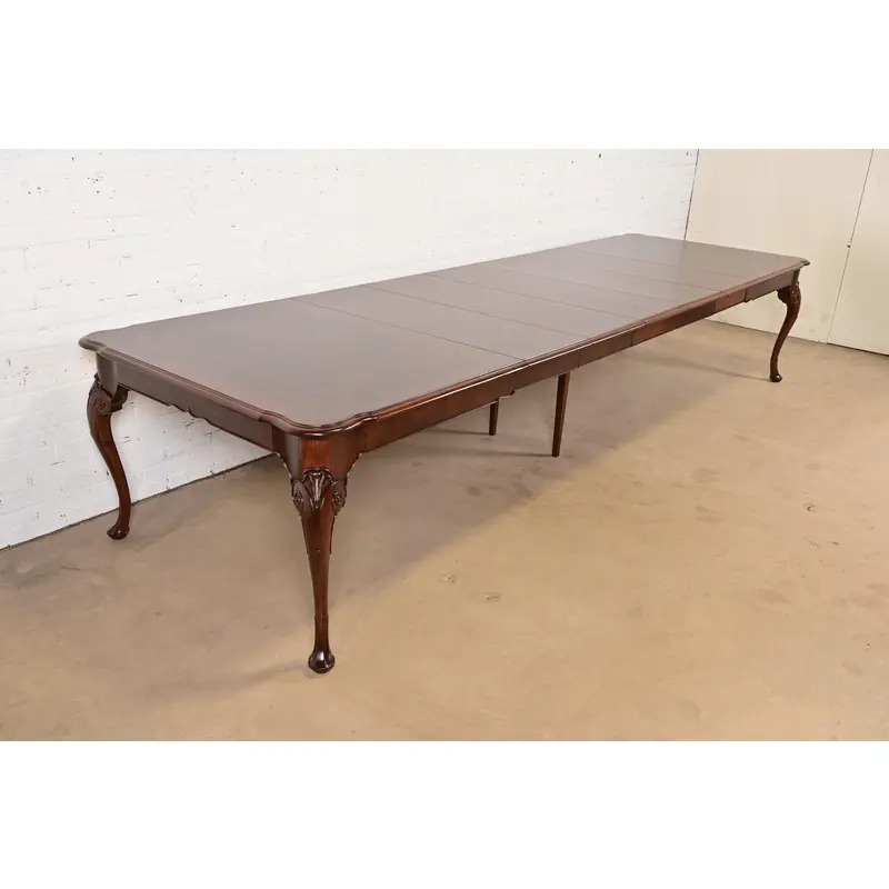 Saybolt Cleland Georgian Burled Walnut Monumental Extension Dining Table, Newly Refinished - Image 3