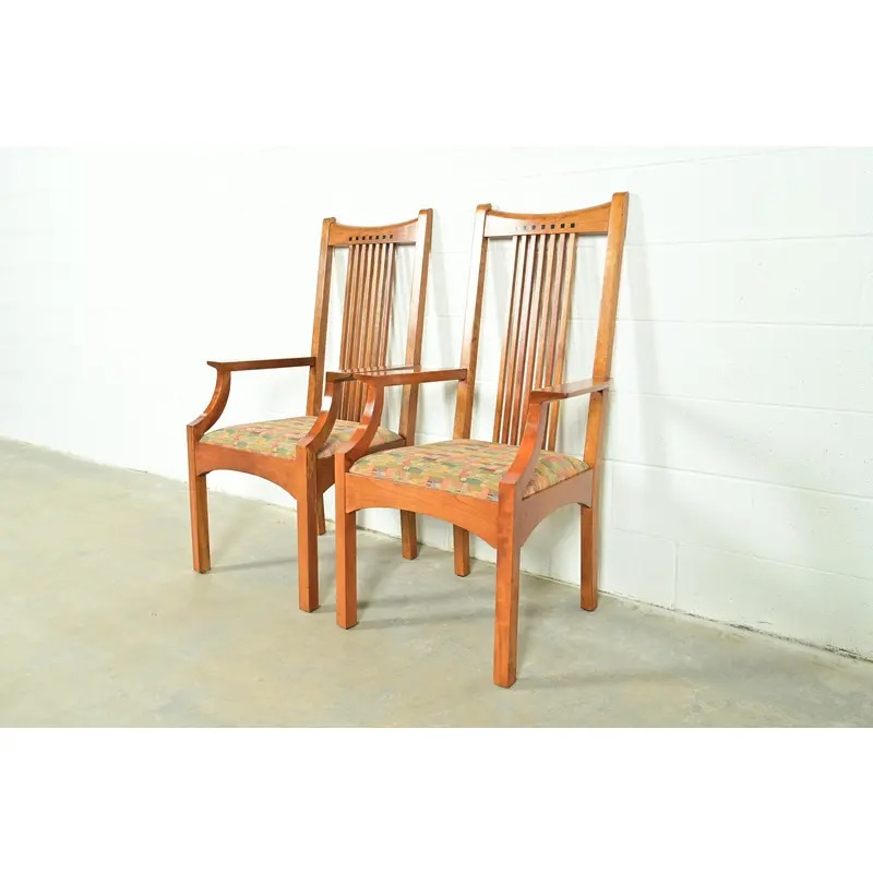Stickley Arts & Crafts Cherry Wood High Back Spindle Armchairs, Pair - Image 3
