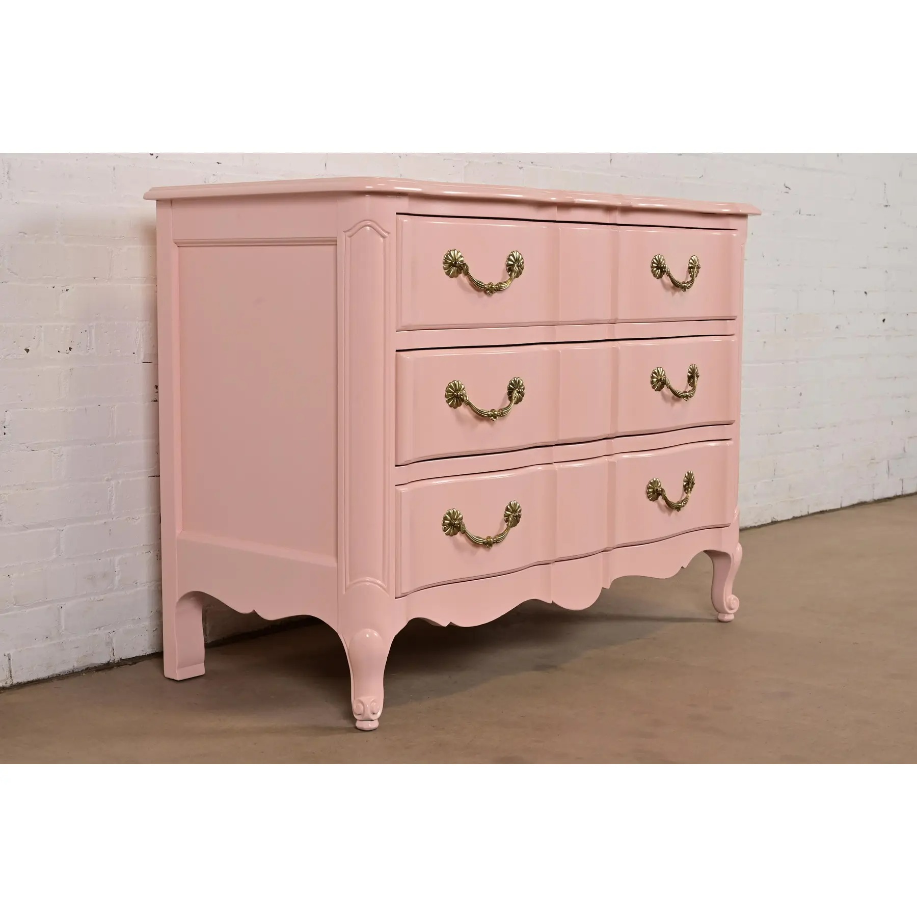 Bodart French Provincial Louis XV Pink Lacquered Dresser Chest, Newly Refinished - Image 4