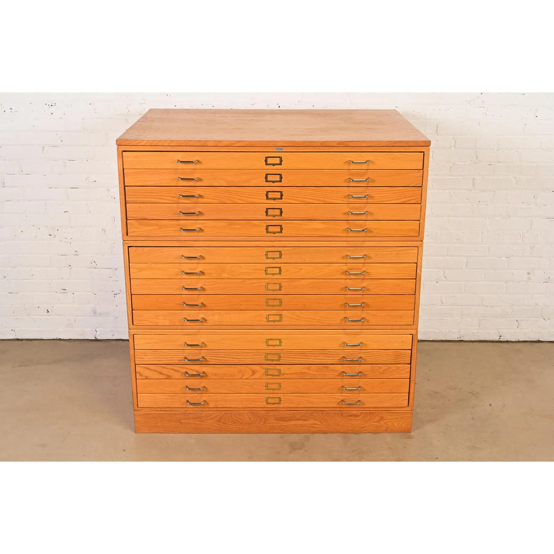 Mid-Century Modern Oak 15-Drawer Architect's Blueprint Flat File Cabinet - Image 2