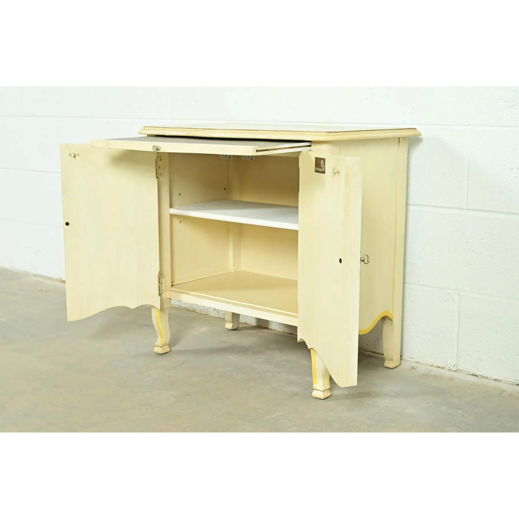 Drexel Heritage French Provincial Louis XV Cream Lacquered Paint-Decorated Nightstand, 1970s - Image 6