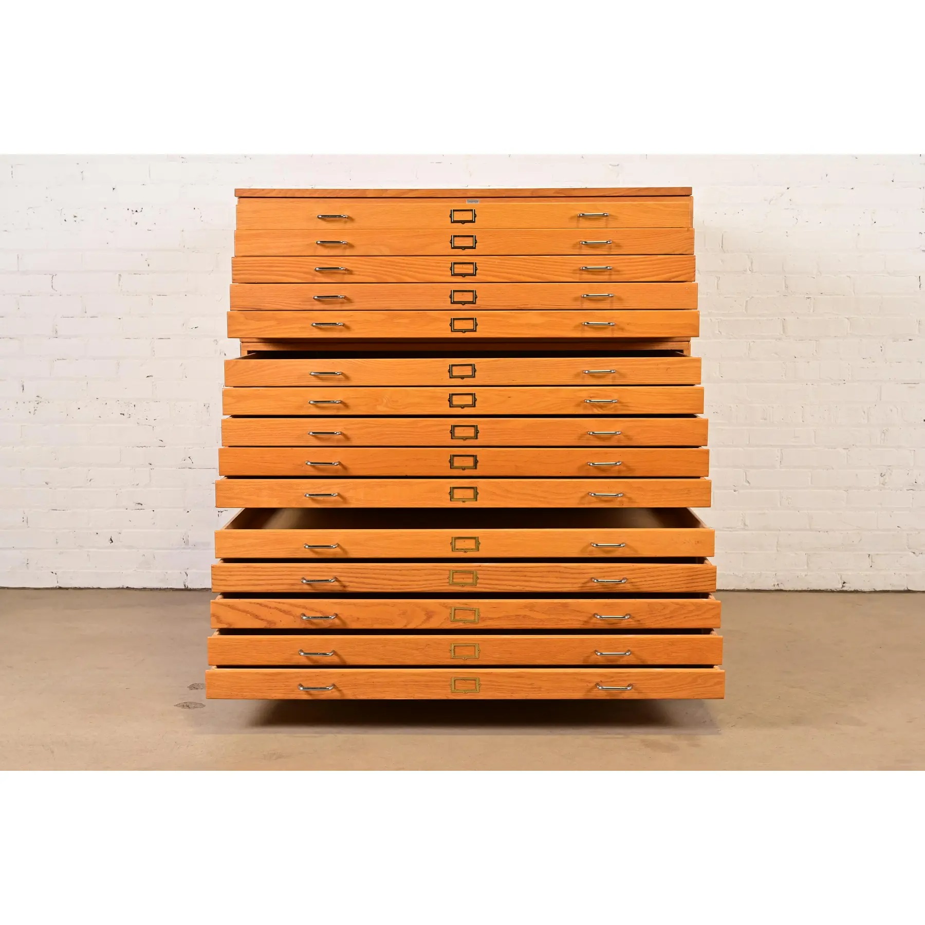 Mid-Century Modern Oak 15-Drawer Architect's Blueprint Flat File Cabinet - Image 5