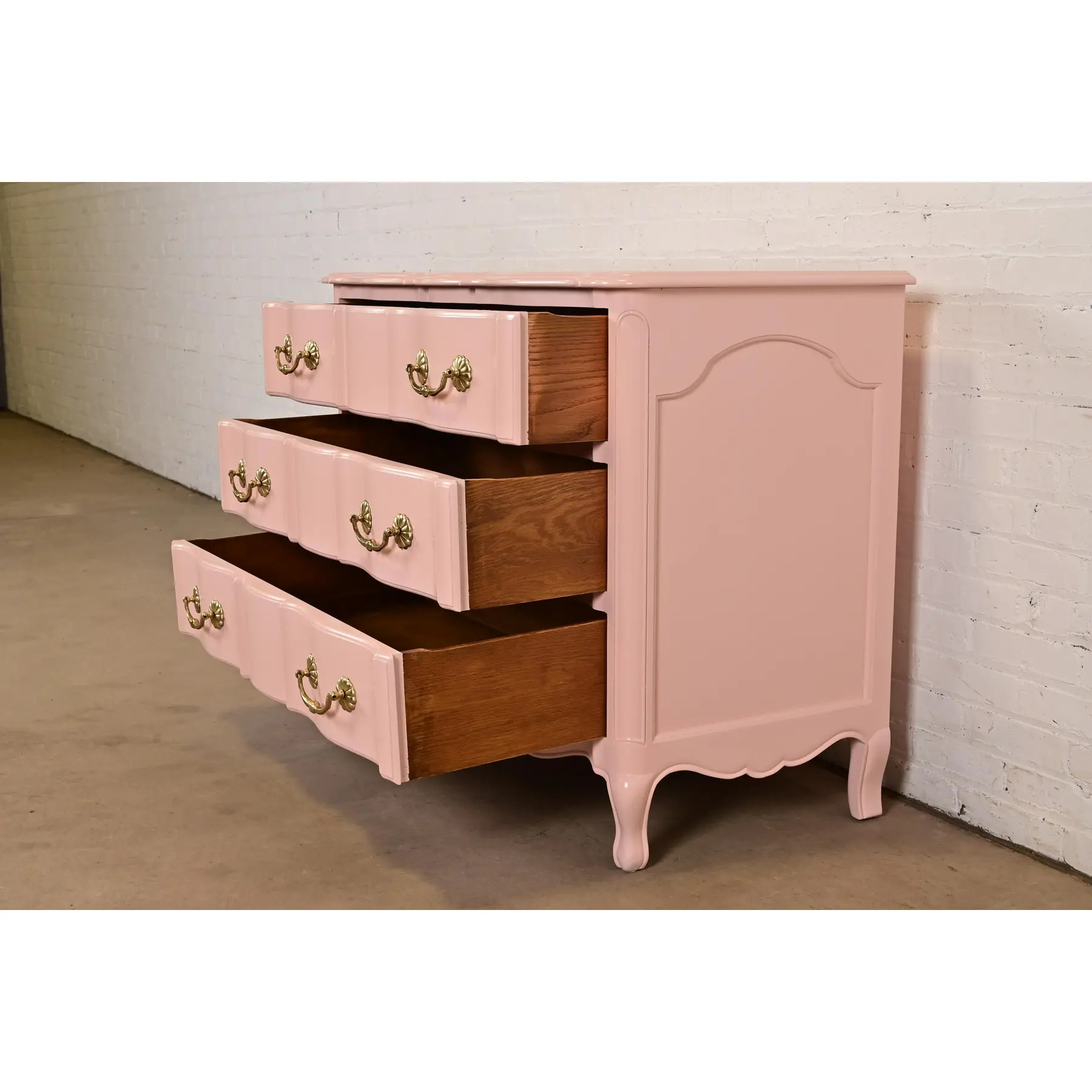 Cassard Romano French Provincial Louis XV Pink Lacquered Dresser Chest, Newly Refinished - Image 6