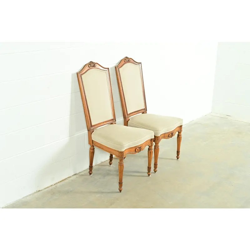 Baker Furniture Style French Regency Louis XVI Carved Walnut Side Chairs or Dining Chairs, Pair - Image 4