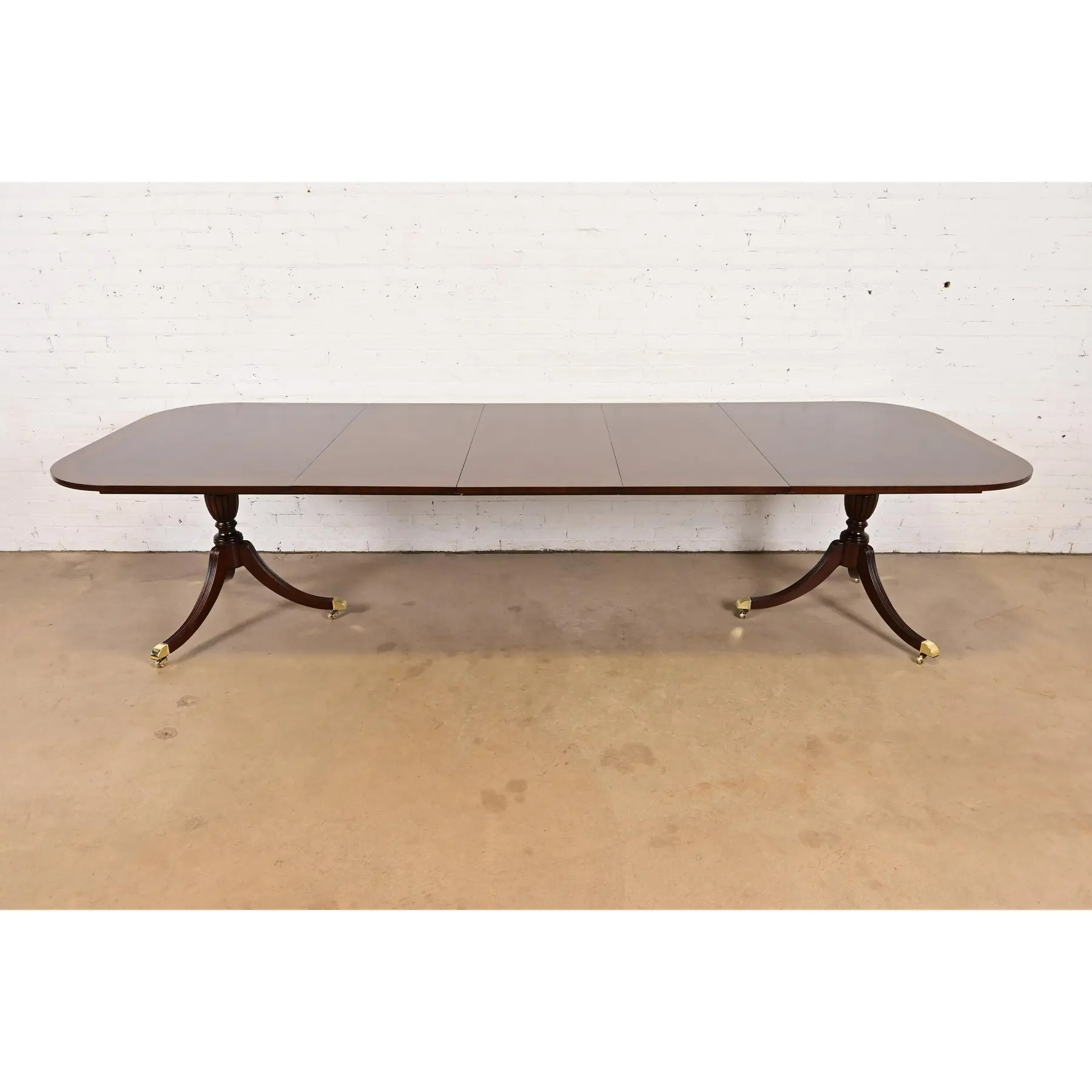 Councill Furniture Georgian Banded Mahogany Double Pedestal Extension Dining Table, Newly Refinished - Image 2