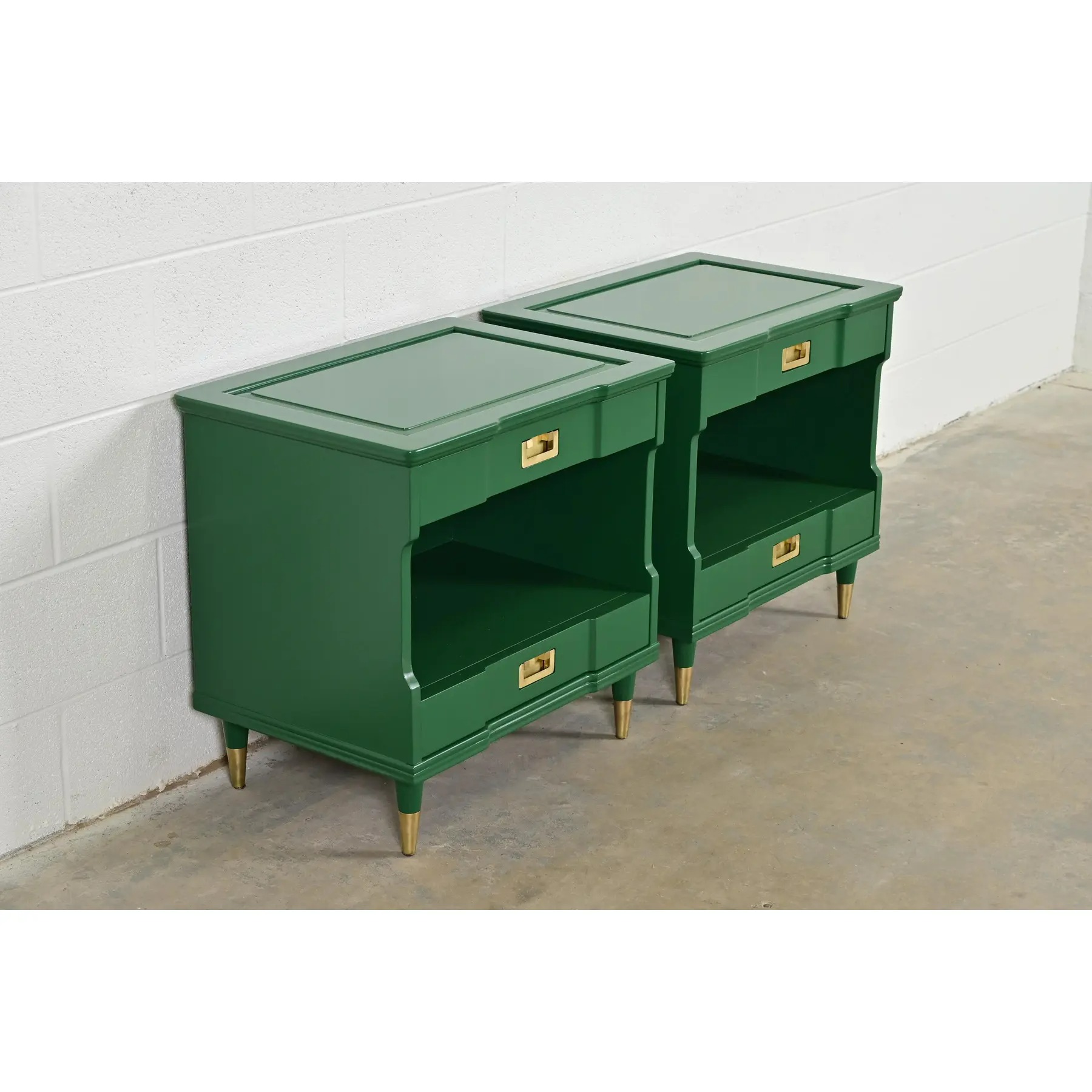 John Widdicomb Mid-Century Modern Hollywood Regency Green Lacquered Nightstands, Newly Refinished - Image 5