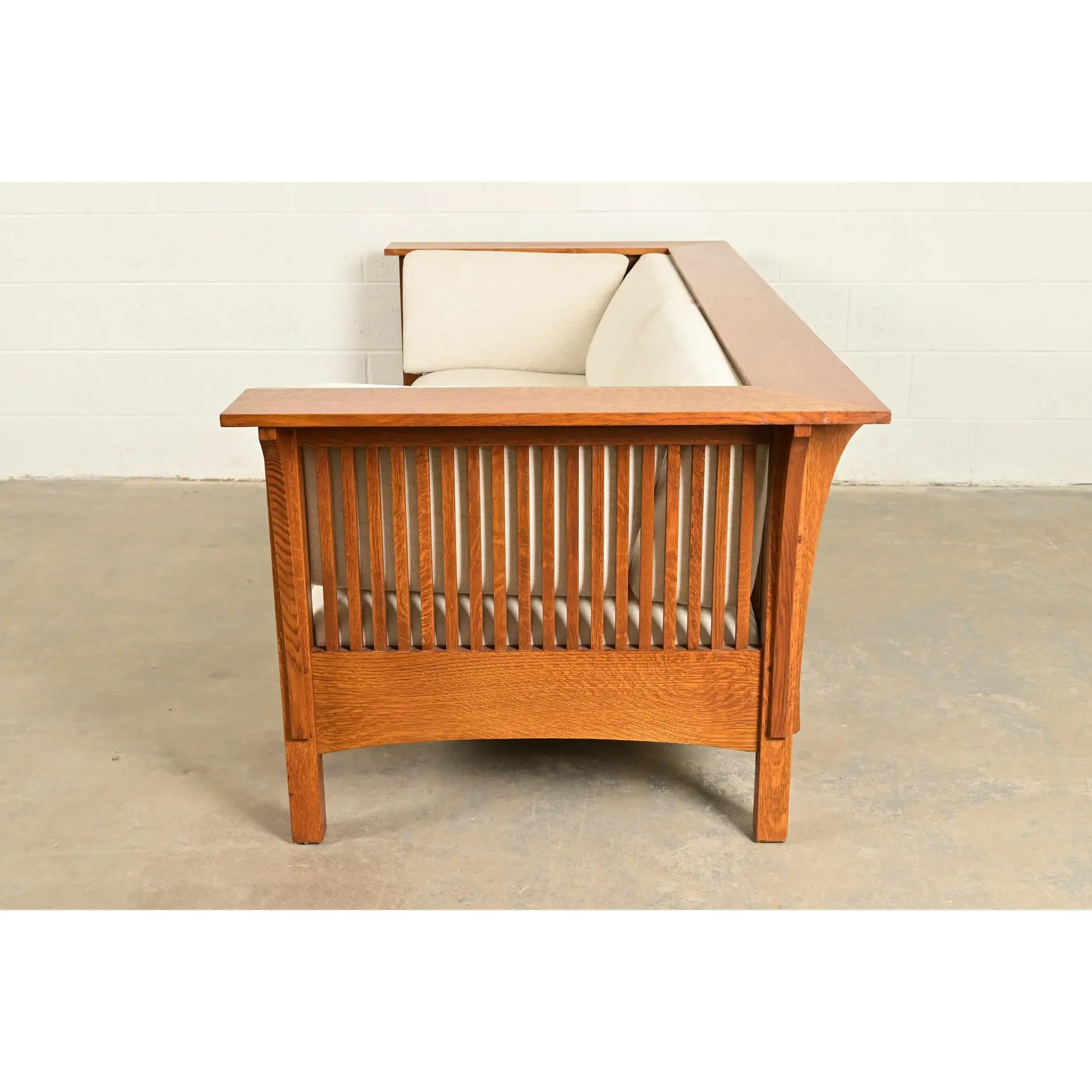 Stickley Mission Oak Arts & Crafts Spindle Settle Sofa - Image 8