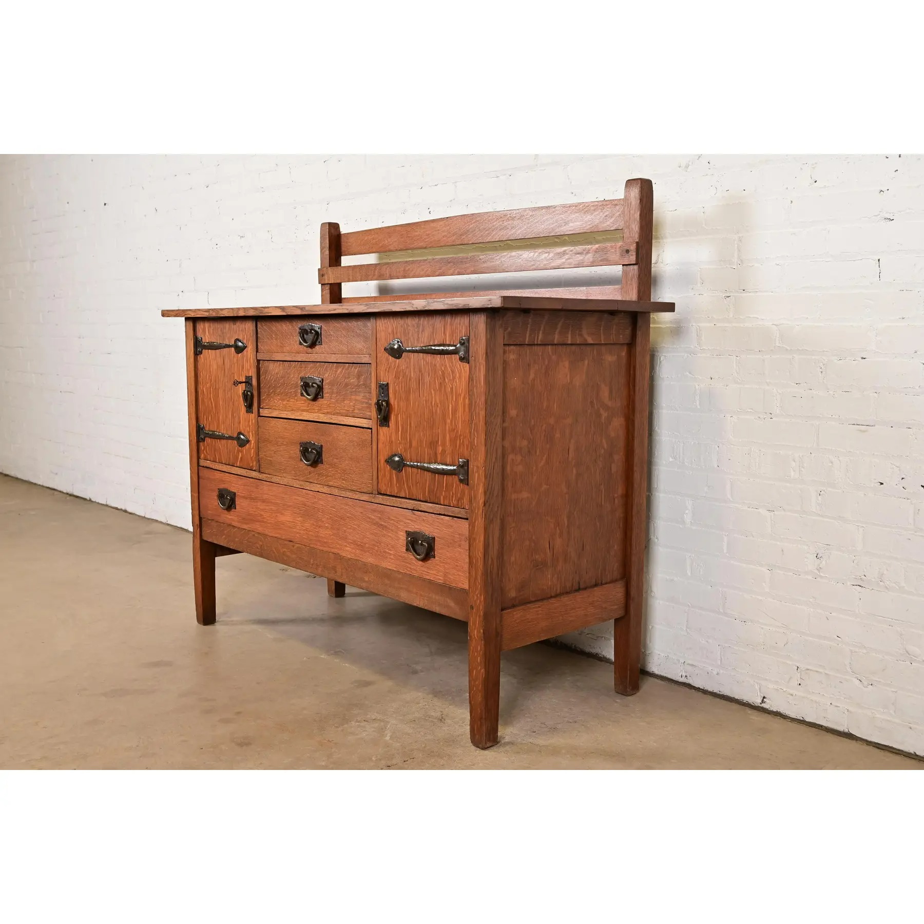 Gustav Stickley Antique Mission Oak Arts & Crafts Strap Hinge Sideboard, Circa 1910 - Image 3