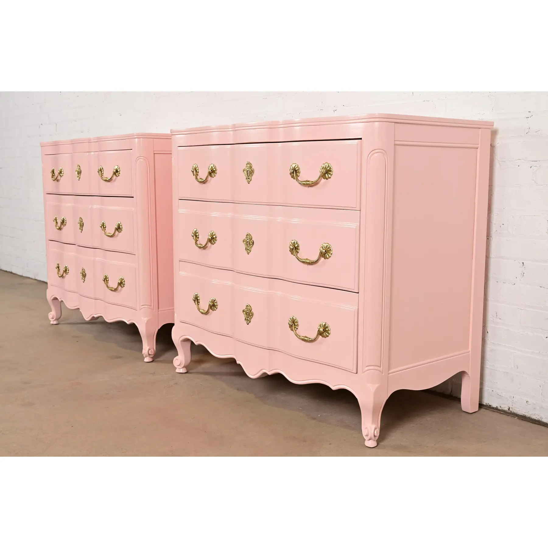John Widdicomb French Provincial Louis XV Pink Lacquered Commodes or Chests of Drawers, Newly Refinished - Image 3
