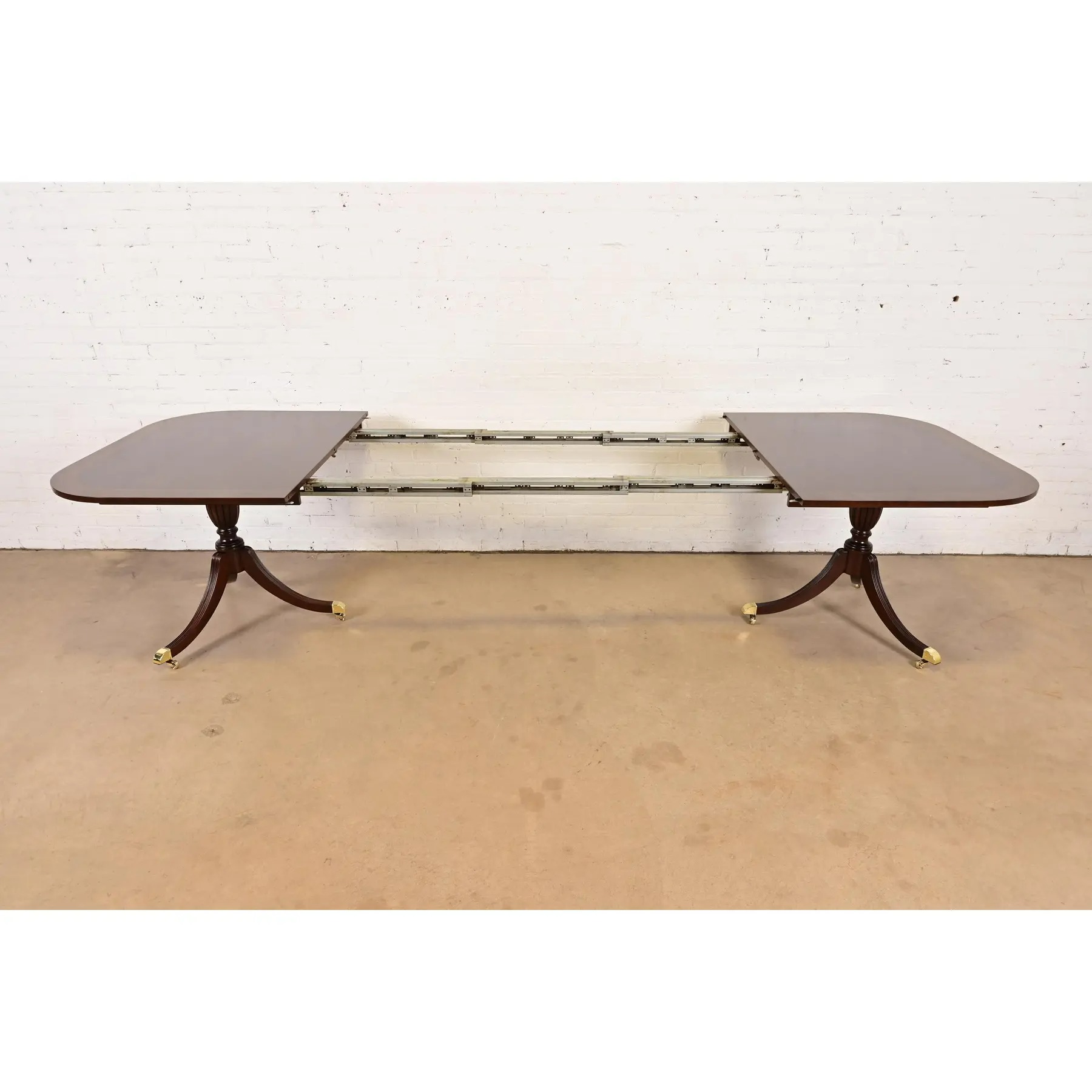 Councill Furniture Georgian Banded Mahogany Double Pedestal Extension Dining Table, Newly Refinished - Image 6