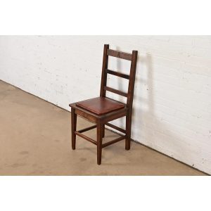Roycroft Antique Mission Oak Arts & Crafts Ladder Back Desk Chair or Side Chair, Circa 1900