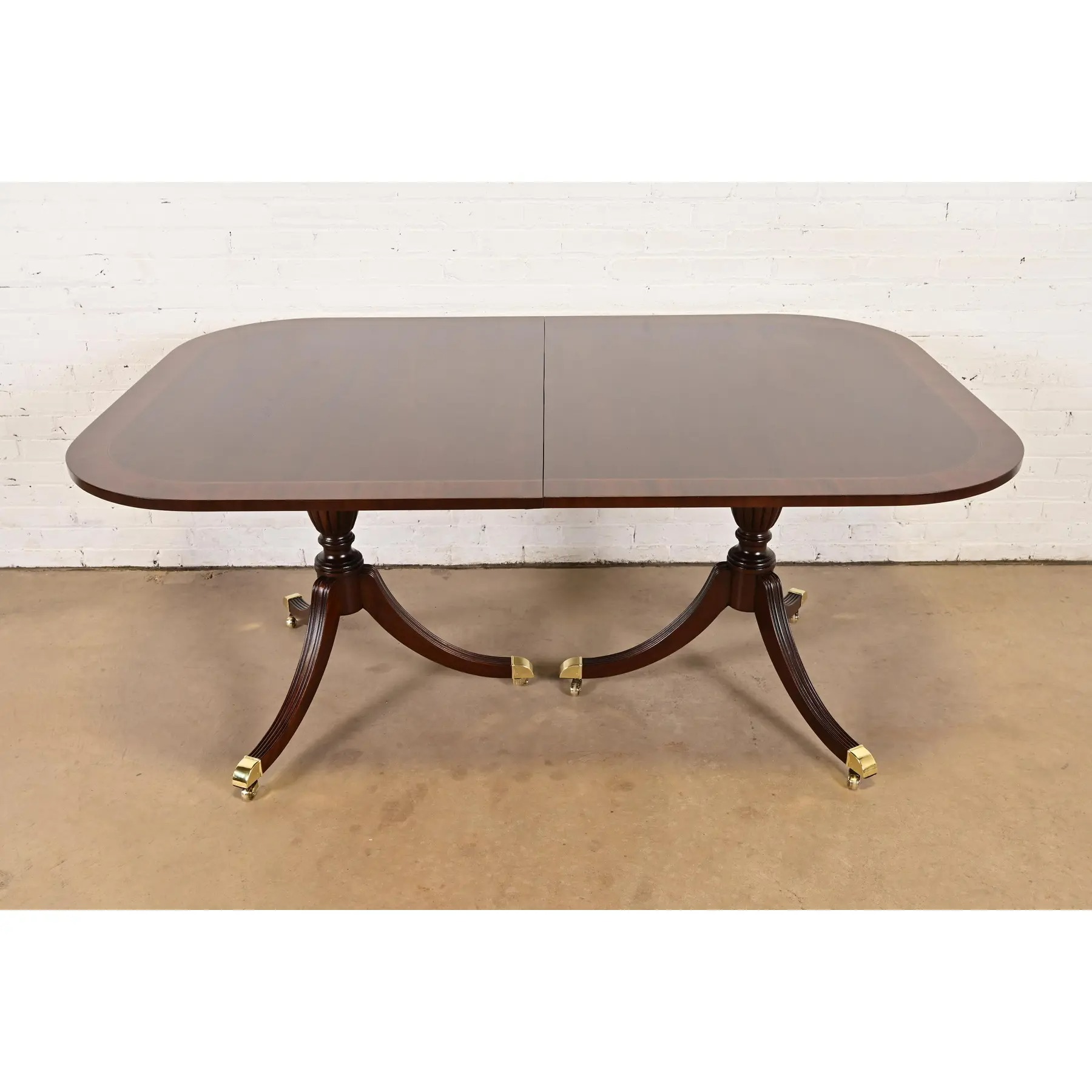 Councill Furniture Georgian Banded Mahogany Double Pedestal Extension Dining Table, Newly Refinished - Image 7