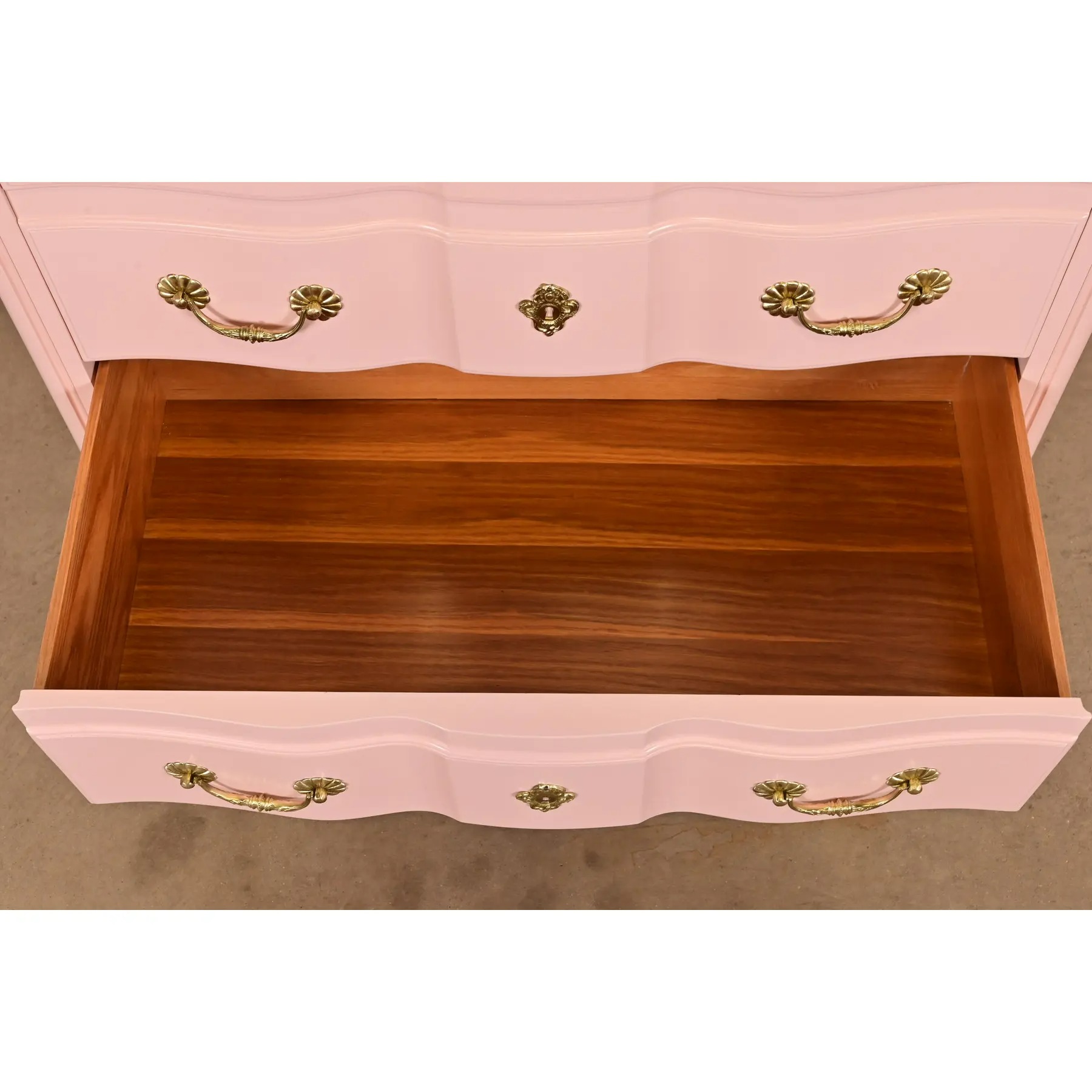 John Widdicomb French Provincial Louis XV Pink Lacquered Commodes or Chests of Drawers, Newly Refinished - Image 7