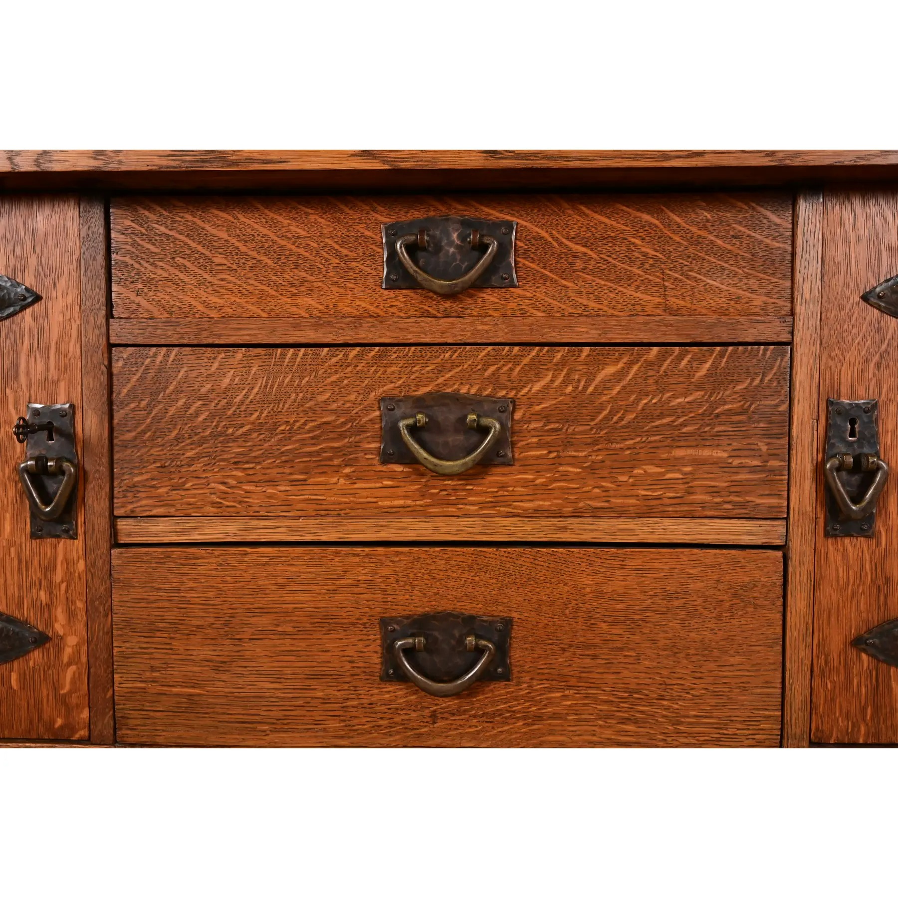 Gustav Stickley Antique Mission Oak Arts & Crafts Strap Hinge Sideboard, Circa 1910 - Image 9