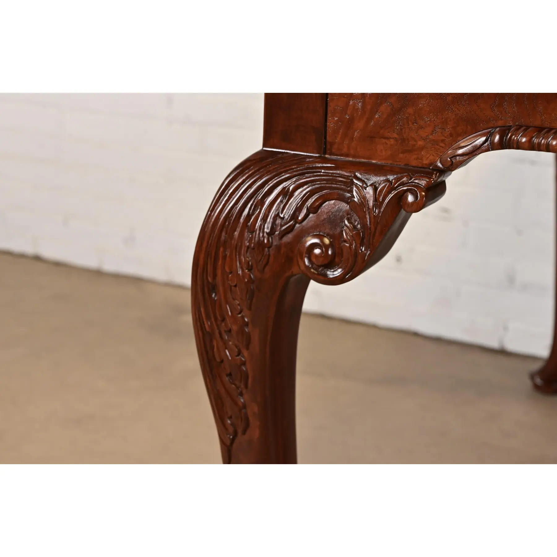 Baker Furniture Stately Homes Chippendale Burled Walnut Extension Dining Table, Newly Refinished - Image 10