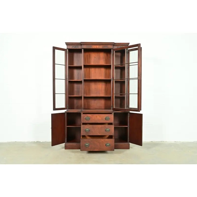 Kittinger Furniture Georgian Flame Mahogany Breakfront Bookcase Cabinet, Circa 1960s - Image 5