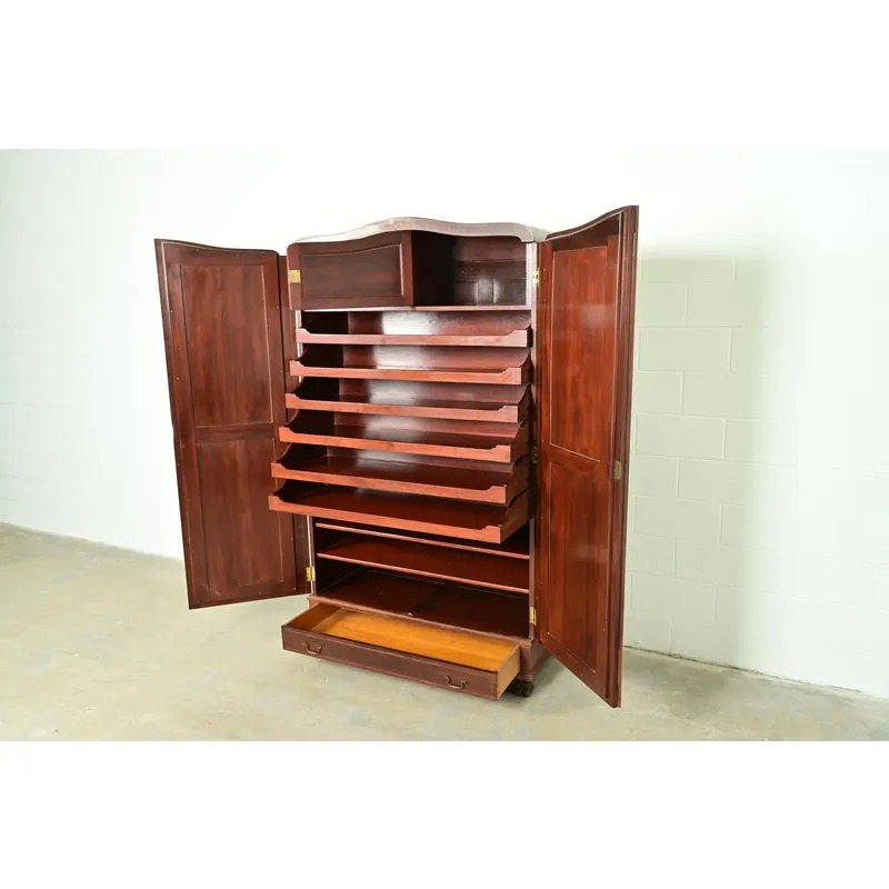 R. J. Horner Victorian Mahogany Mirror Front Armoire Dresser or Linen Press, Circa 1890s - Image 5