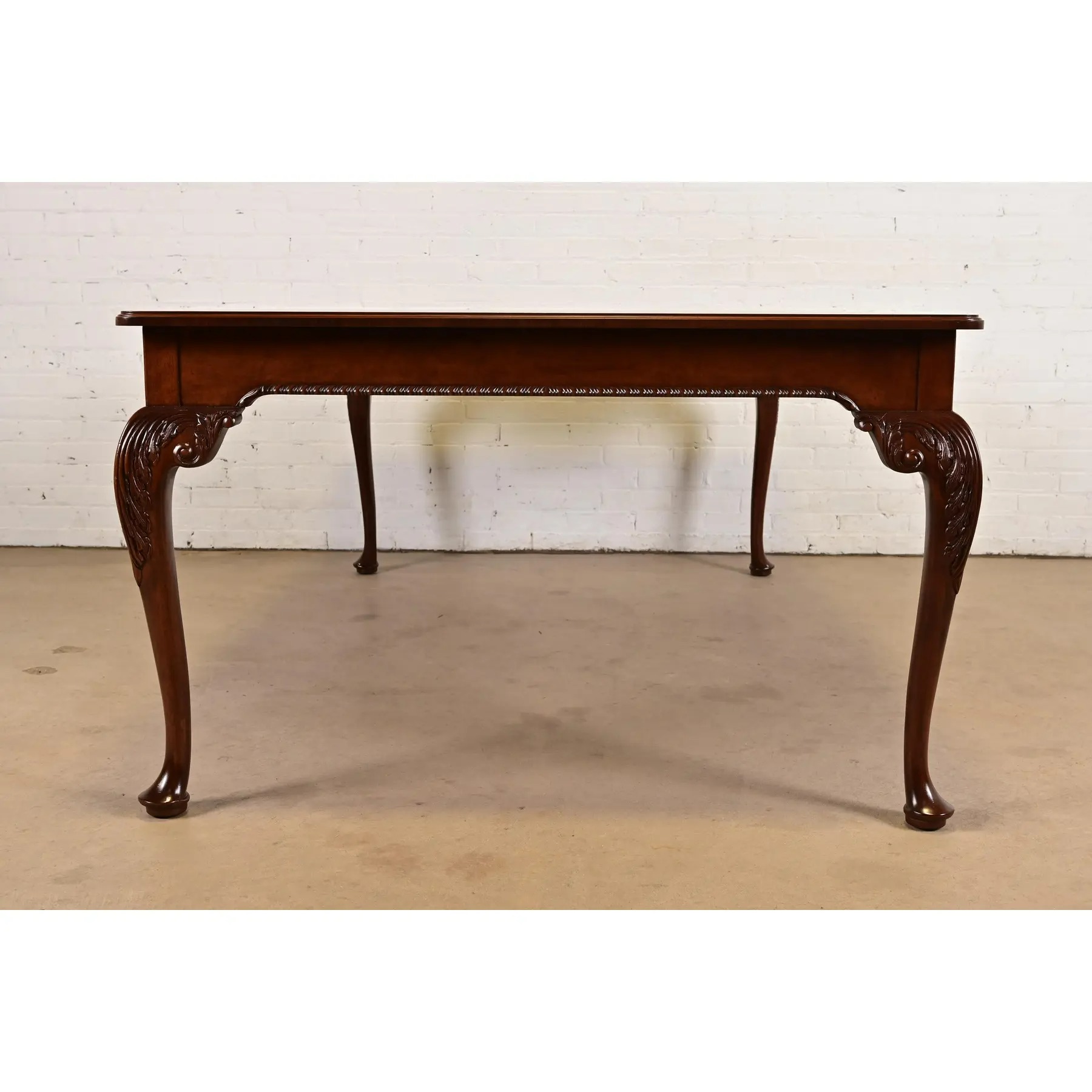 Baker Furniture Stately Homes Chippendale Burled Walnut Extension Dining Table, Newly Refinished - Image 12