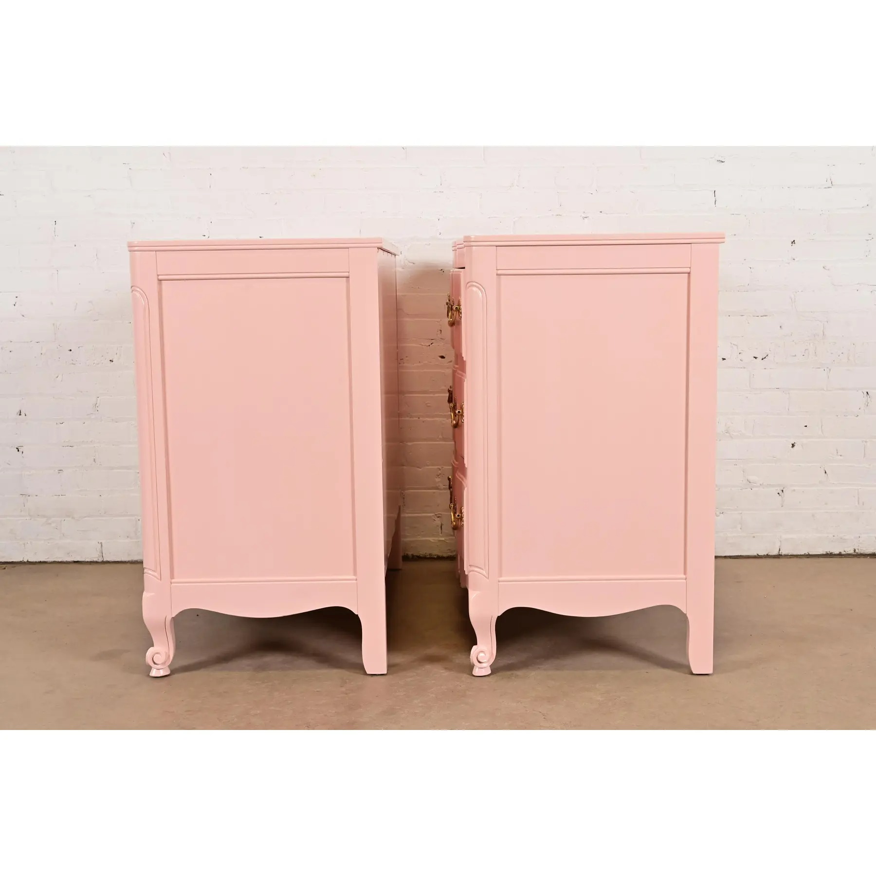 John Widdicomb French Provincial Louis XV Pink Lacquered Commodes or Chests of Drawers, Newly Refinished - Image 12