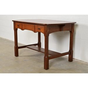 Limbert Antique Mission Oak Arts & Crafts Writing Desk or Library Table, Circa 1910