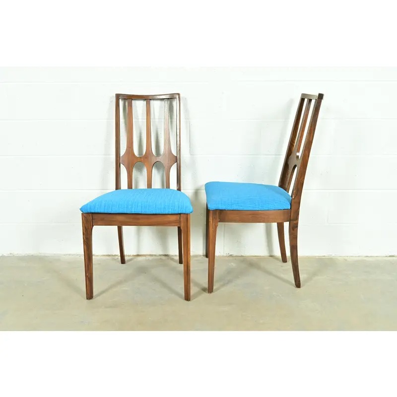 Broyhill Brasilia Mid-Century Modern Sculpted Walnut Side Chairs or Dining Chairs, Pair - Image 8