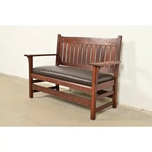 L. & J. G. Stickley Antique Mission Oak Arts & Crafts Bench or Settle Sofa, Circa 1910