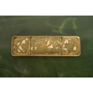 Tiffany Studios New York Grapevine Bronze Doré and Favrile Slag Glass Pen Tray