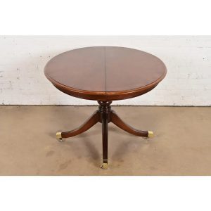 Baker Furniture Style Georgian Banded Mahogany Pedestal Extension Dining Table, Newly Refinished