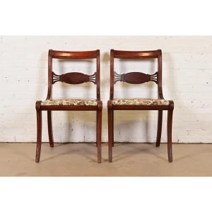 Kindel Furniture Style Regency Carved Mahogany Side Chairs or Dining Chairs, Pair