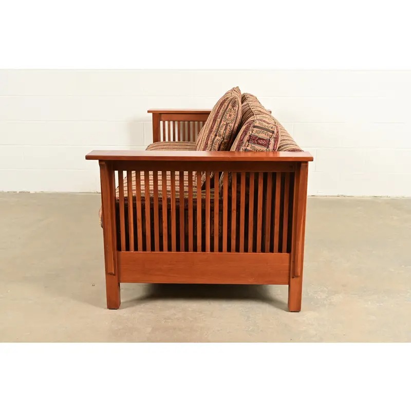 Stickley Mission Arts and Crafts Cherry Wood Spindle Settle Sofa - Image 12