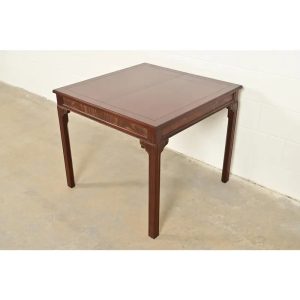 Baker Furniture Georgian Banded Mahogany Extension Dining Table