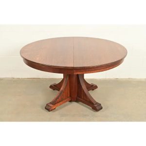 Stickley Brothers Antique Mission Oak Arts & Crafts Pedestal Extension Dining Table, Circa 1910