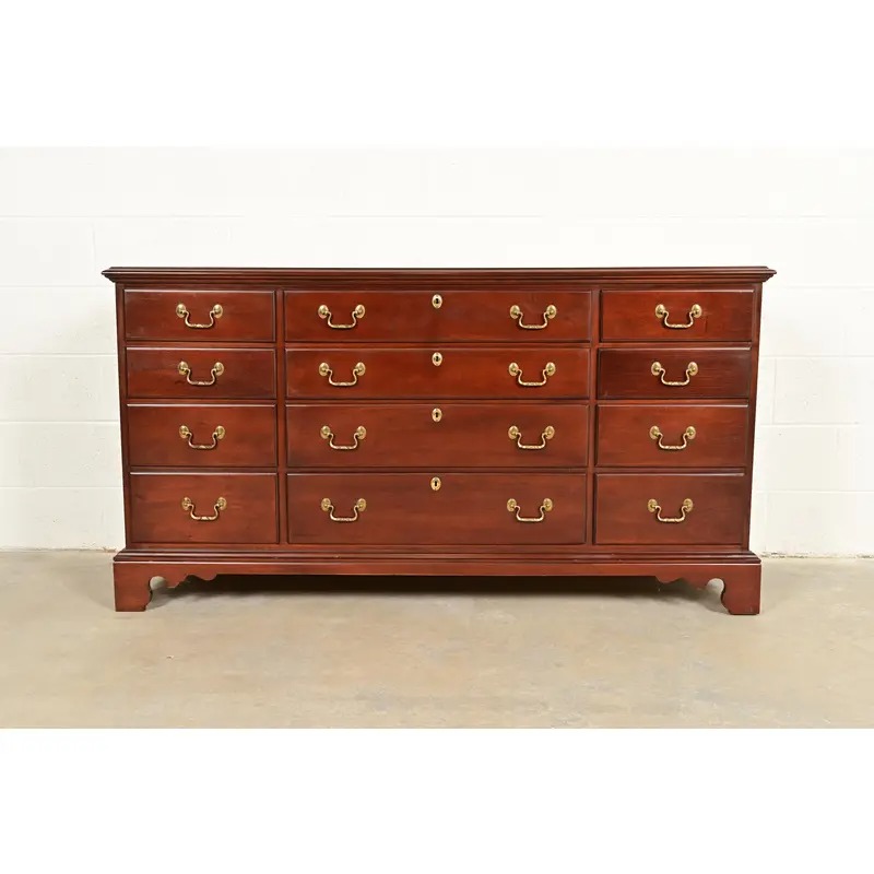 Henkel Harris Style Georgian Solid Mahogany Twelve-Drawer Dresser