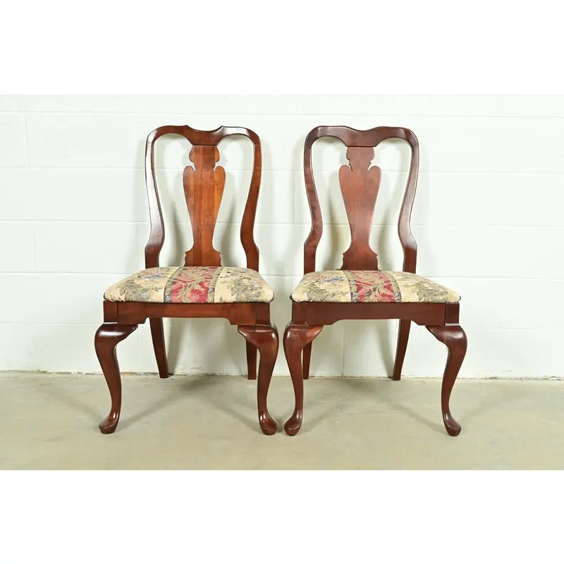 Baker Furniture Style Queen Anne Solid Cherry Wood Side Chairs or Dining Chairs, Pair - Image 2