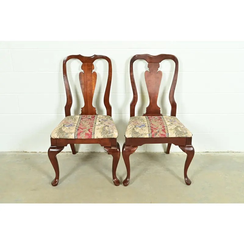 Baker Furniture Style Queen Anne Solid Cherry Wood Side Chairs or Dining Chairs, Pair - Image 3