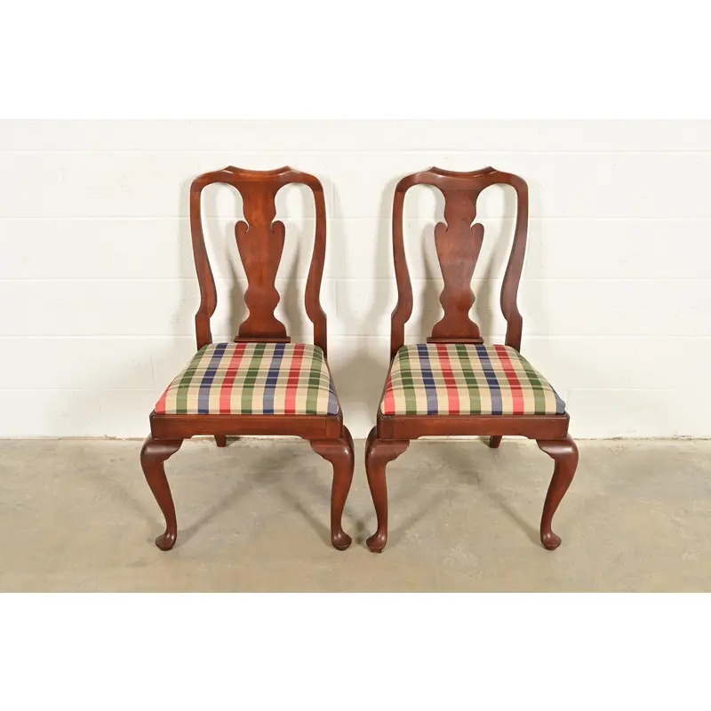 Henkel Harris Queen Anne Solid Cherry Wood Side Chairs or Dining Chairs, Pair - Image 3