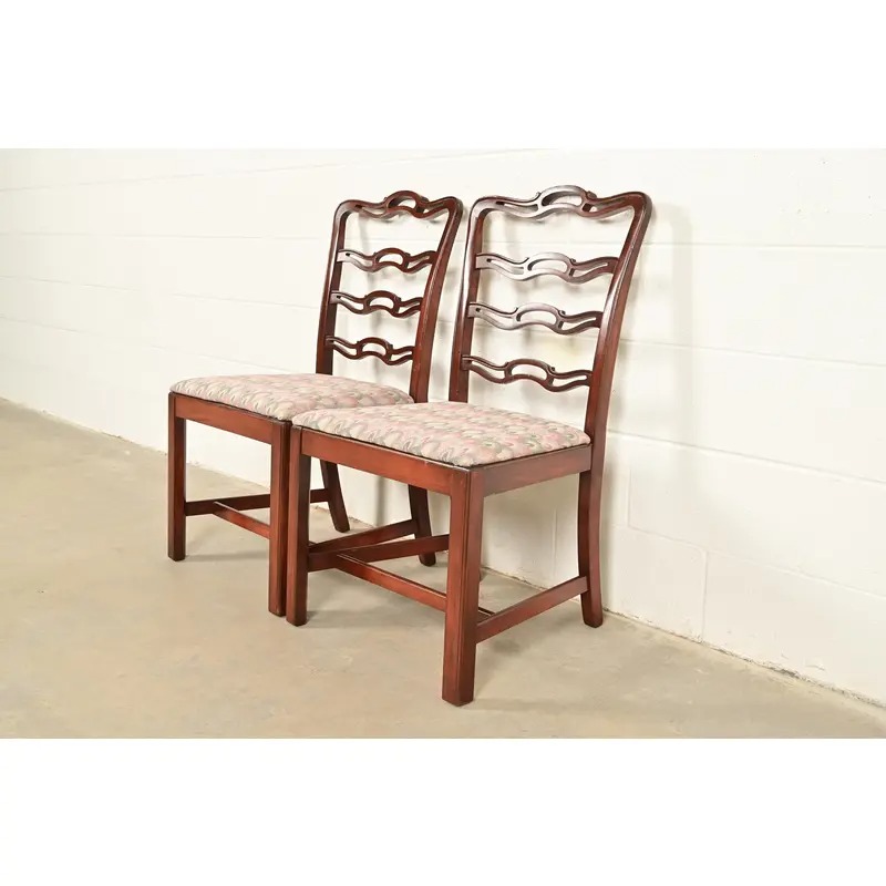 Baker Furniture Style Georgian Carved Mahogany Side Chairs or Dining Chairs, Pair - Image 4