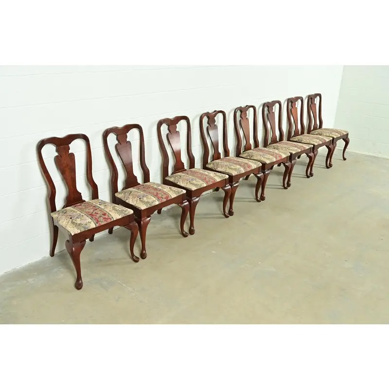 Baker Furniture Style Queen Anne Solid Cherry Wood Dining Chairs, Set of Eight - Image 4